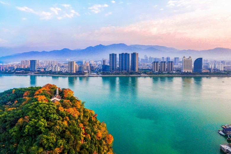 诗乡画城赴川交流推广 桐庐文旅邀游客共赏四季风华